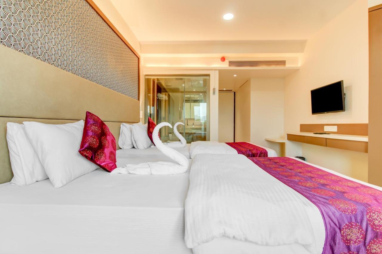 Grand Mookambika Hotel Navi Mumbai Luaran gambar