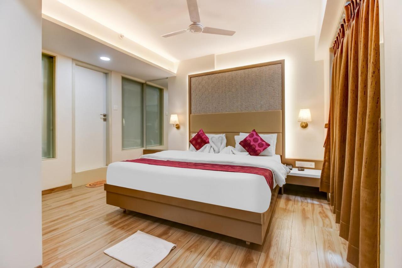Grand Mookambika Hotel Navi Mumbai Luaran gambar