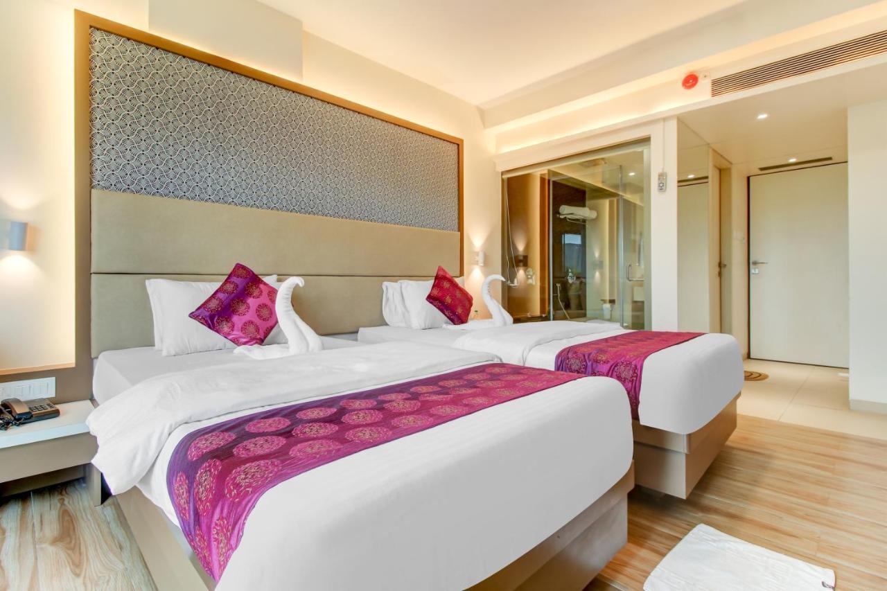 Grand Mookambika Hotel Navi Mumbai Luaran gambar