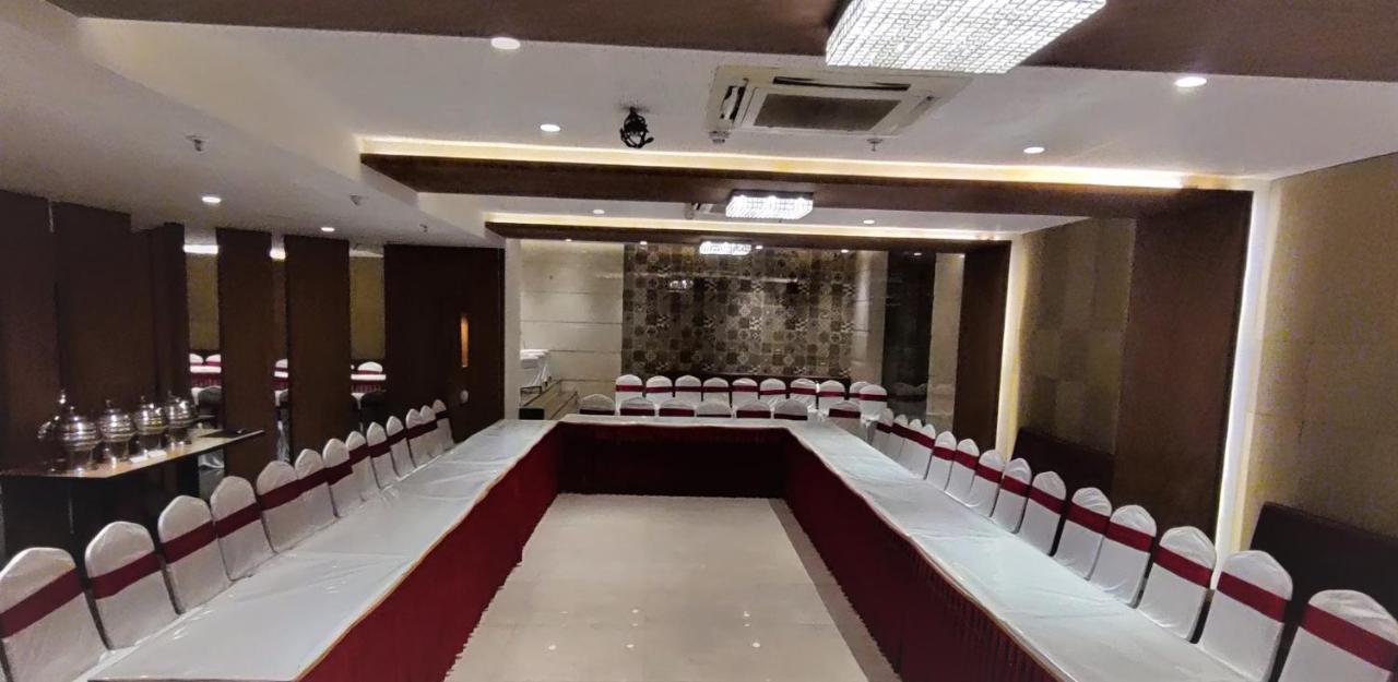 Grand Mookambika Hotel Navi Mumbai Luaran gambar