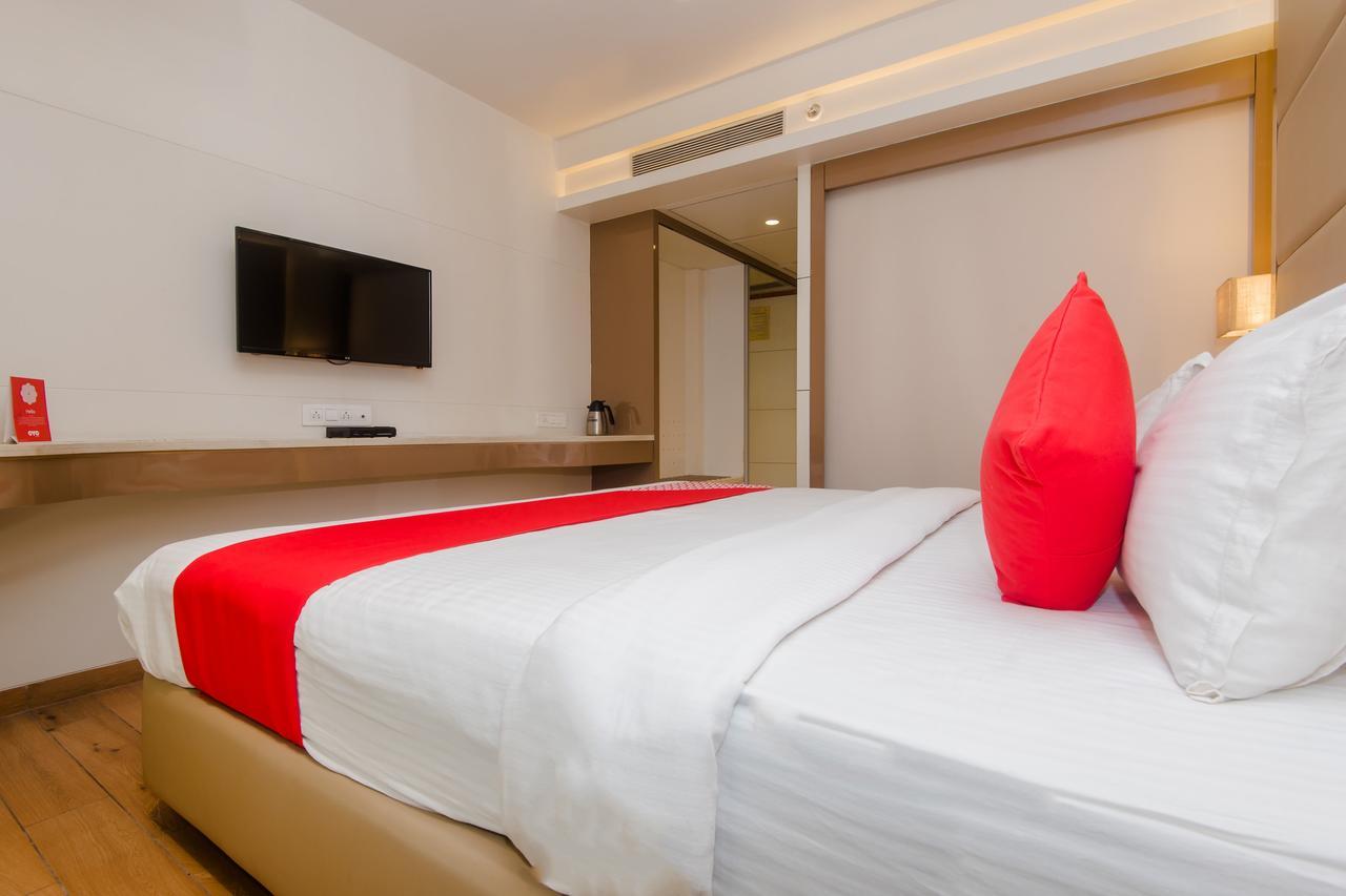 Grand Mookambika Hotel Navi Mumbai Luaran gambar