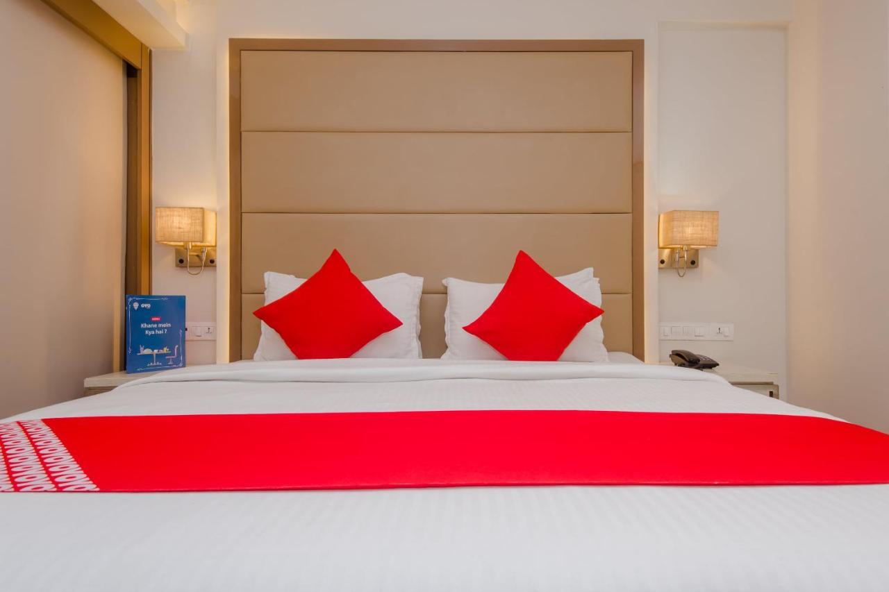 Grand Mookambika Hotel Navi Mumbai Luaran gambar
