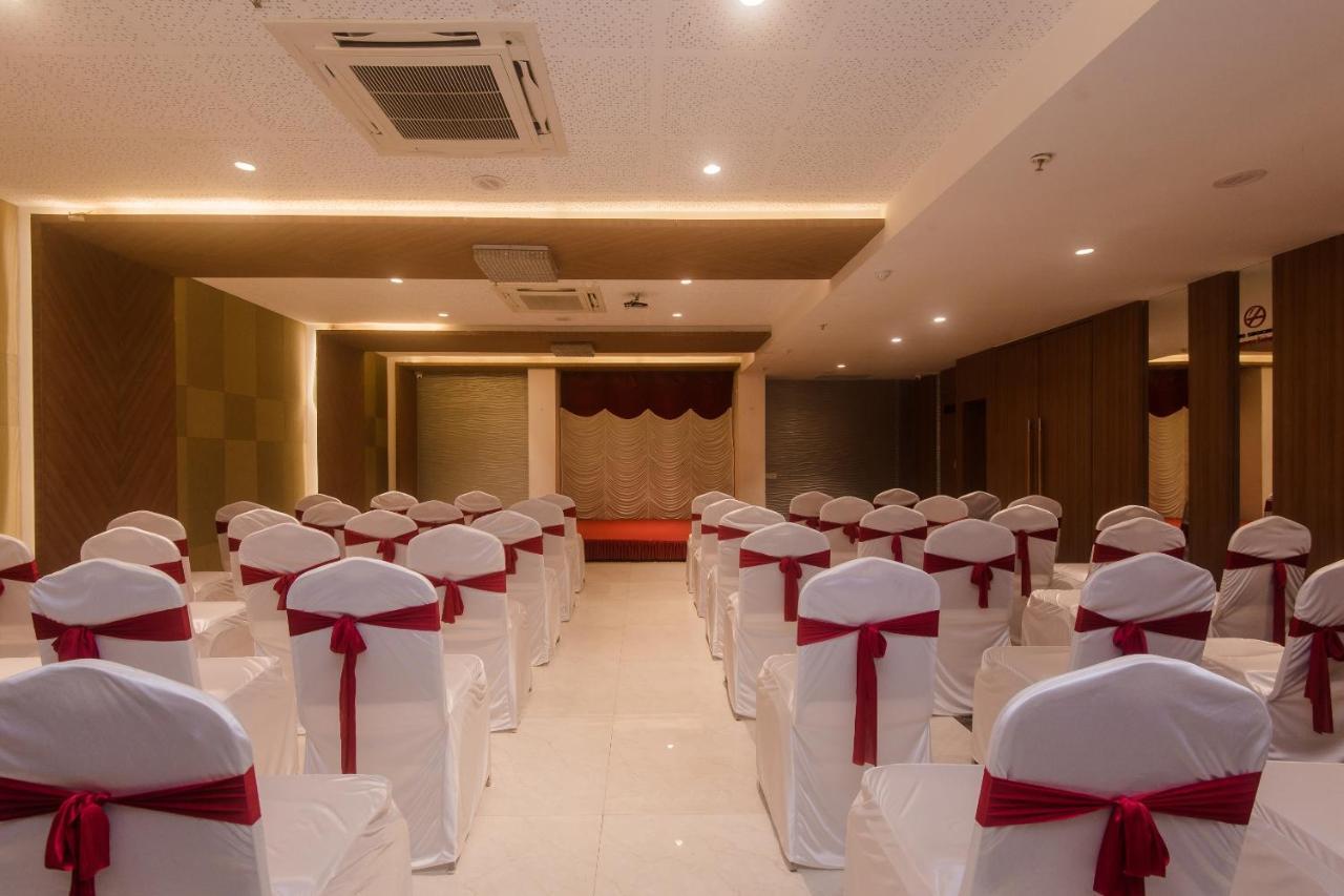 Grand Mookambika Hotel Navi Mumbai Luaran gambar